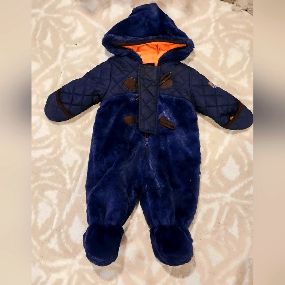 S. Rothschild & Co quilted & faux fur snowsuit. Navy blue size 3-6 months.